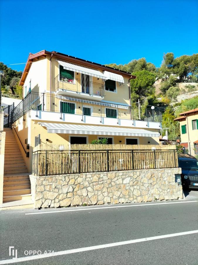 Corso Montecarlo Apartment Ventimiglia Bagian luar foto