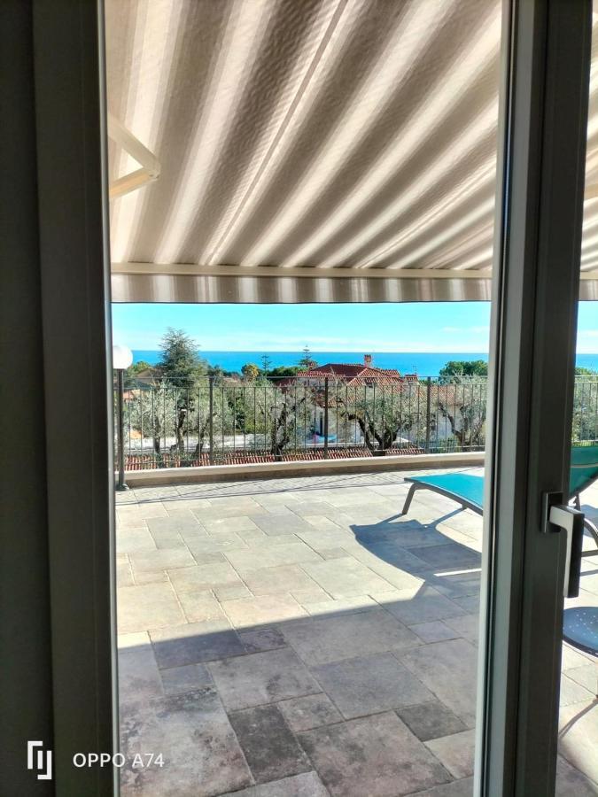 Corso Montecarlo Apartment Ventimiglia Bagian luar foto